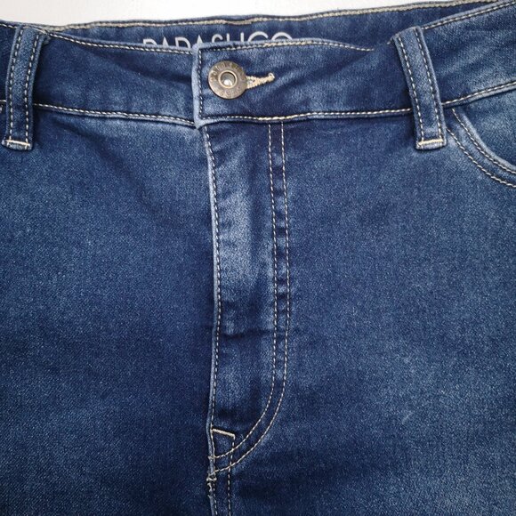 Parasuco Ladies Size 14 Medium Wash Straight Legs Denim Shorts - Picture 8 of 13